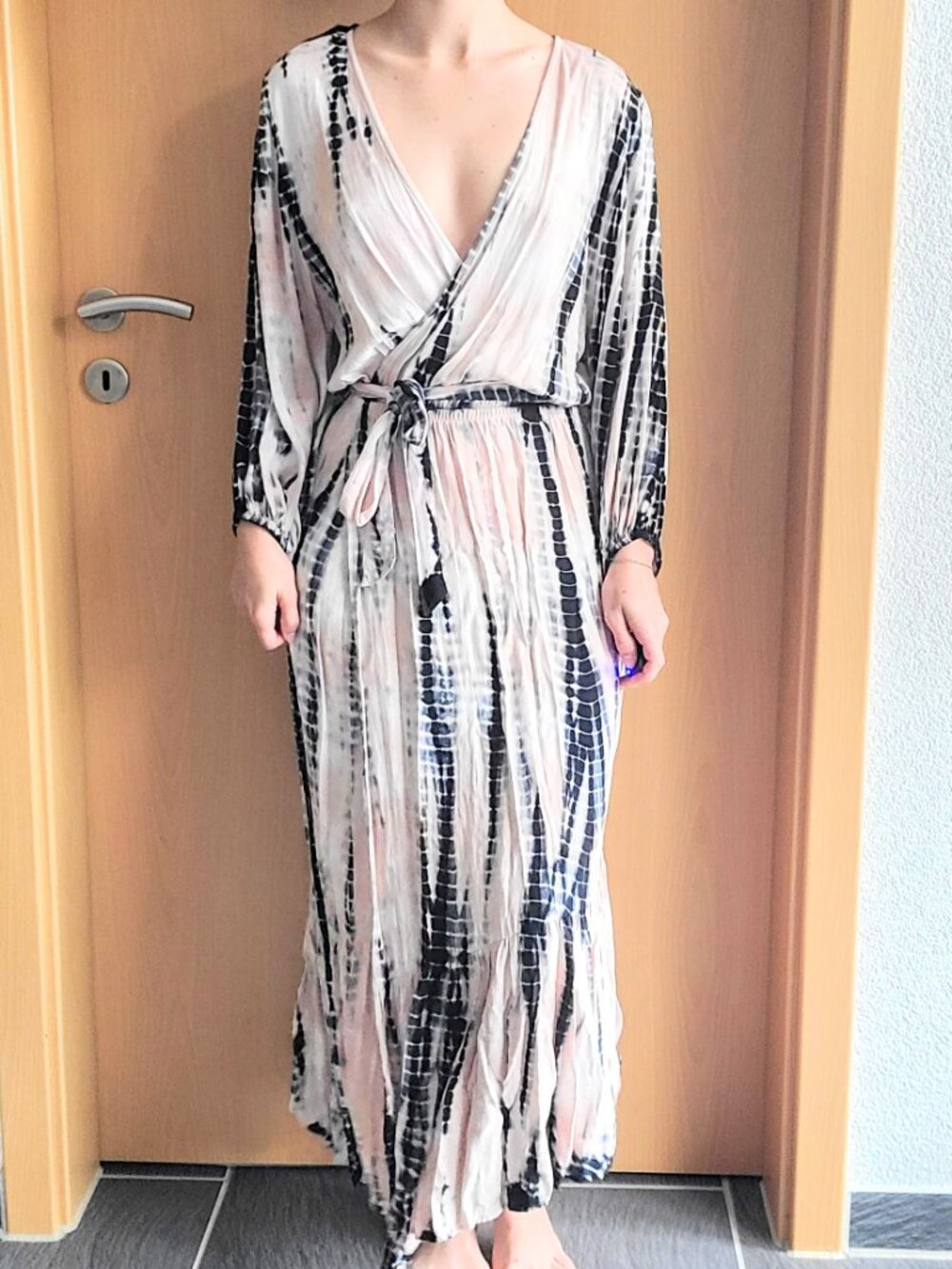 Young Fabulous & Broke Jillian Tie-Dye Faux Wrap Dress Peach, Navy Blue - Small - Picture 13 of 14
